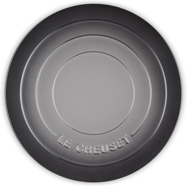 Le Creuset 15" Round Pizza Stone 15 in Oyster