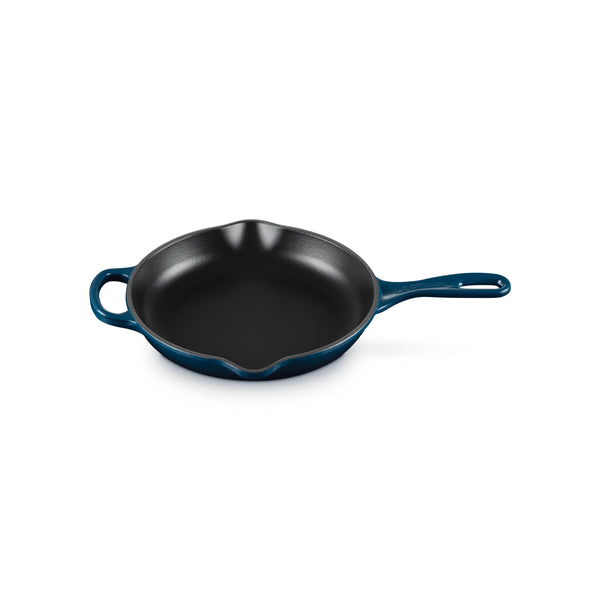 LE CREUSET 10.25" SIGNATURE IRON HANDLE SKILLET  - NUIT