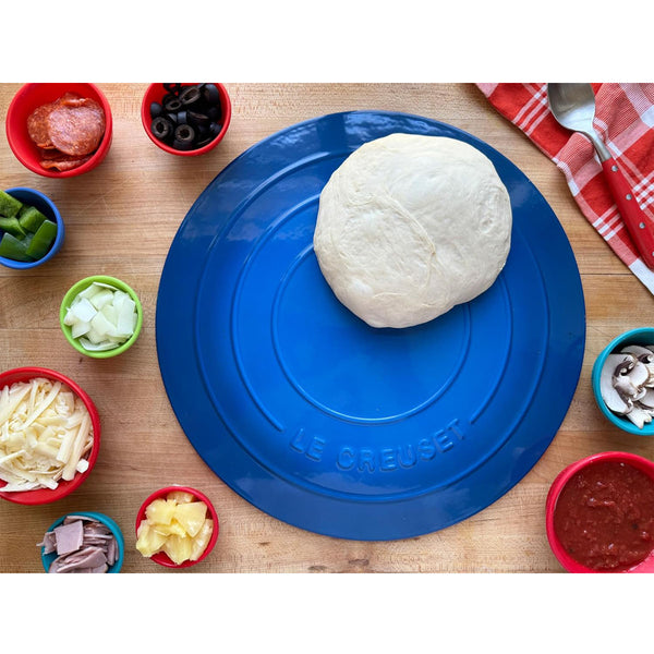 Le Creuset 15" Round Pizza Stone - Marseille