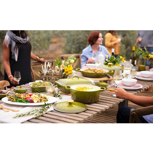Le Creuset 7.25 qt. Signature Round Dutch Oven - Olive