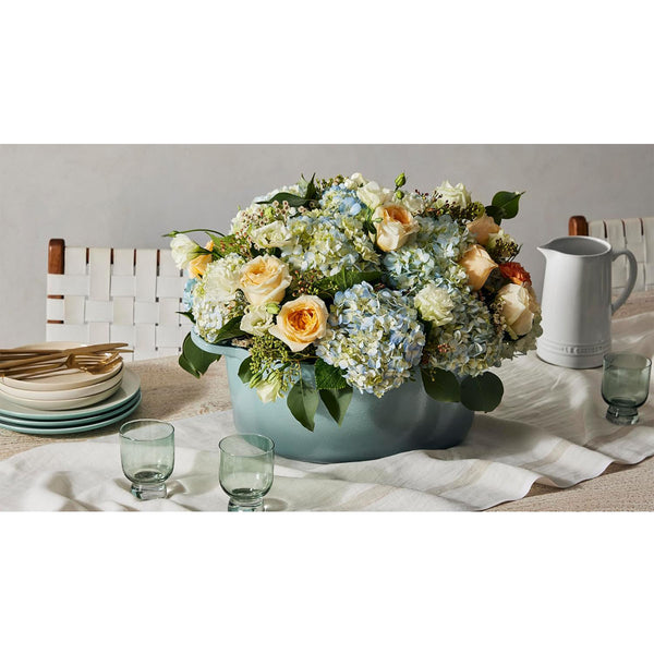 Le Creuset 15.5 qt. Signature Oval Dutch Oven - White