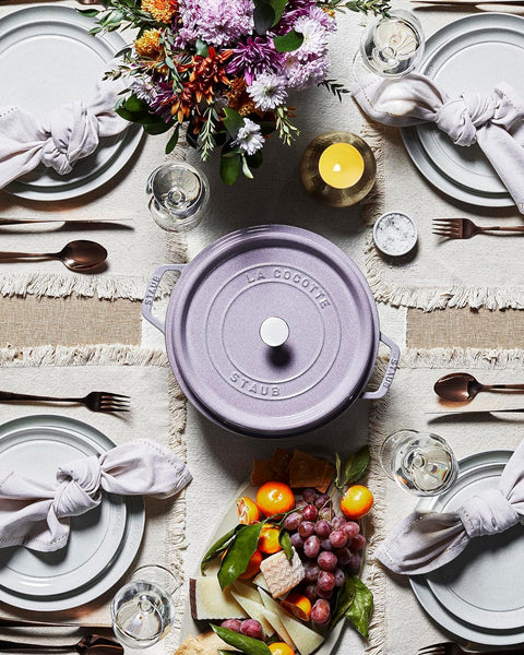 STAUB  5.5-QT ROUND DUTCH OVEN - LILAC