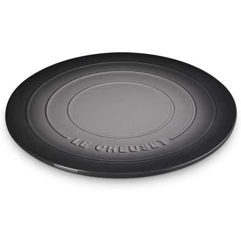 Le Creuset 15" Round Pizza Stone 15 in Oyster