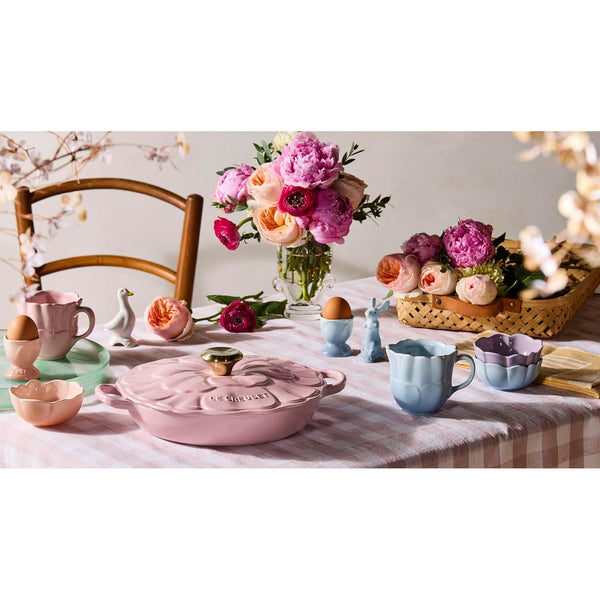 Le Creuset 2.25 qt. Signature Petal Braiser with Light Gold Knob, Chiffon Pink