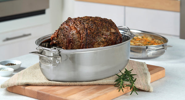 Viking 3-Ply Stainless Steel Oval Roaster With Metal Induction Lid And Rack, 8.5 Quart