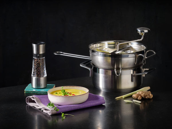 Rosle 17.5-Inch Passetout/Food Mill with Supplementary Handle