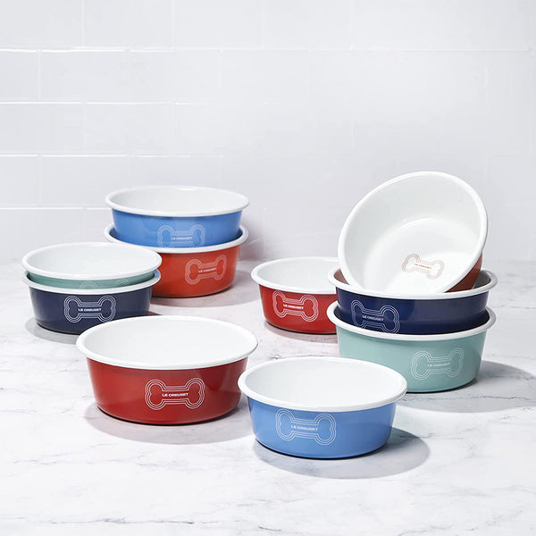 Le Creuset 6 cup Large Dog Bowl - Orange