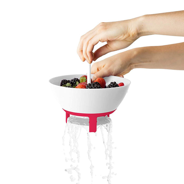 Chef'n Bramble Rinse and Carry Berry Basket, One Size, Backing White/Cherry