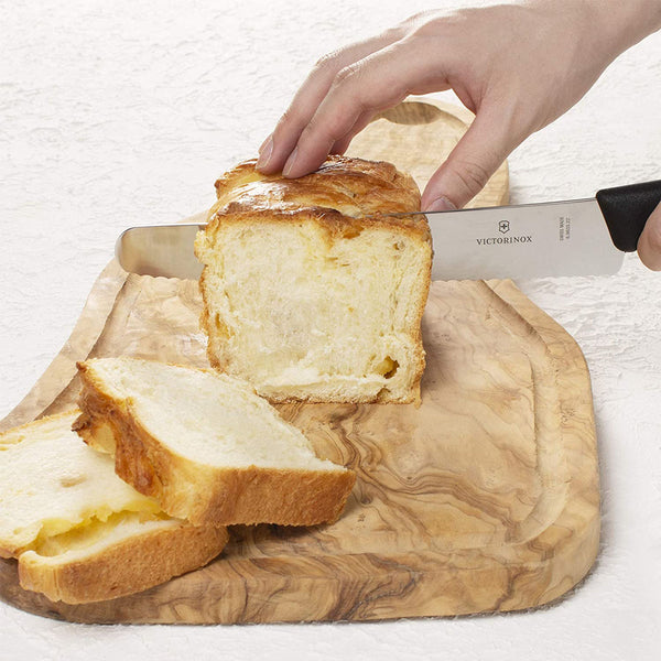 Victorinox Bread, Swiss Classic, 8¾" Curved, Serrated Blade, Black