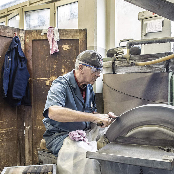 Victorinox Sets, Swiss Modern, 2-Piece Carving Set (8.5" Carving, 6" Carving Fork), Black